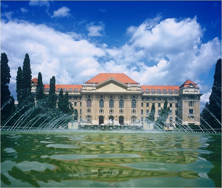 main building University of Debrecen